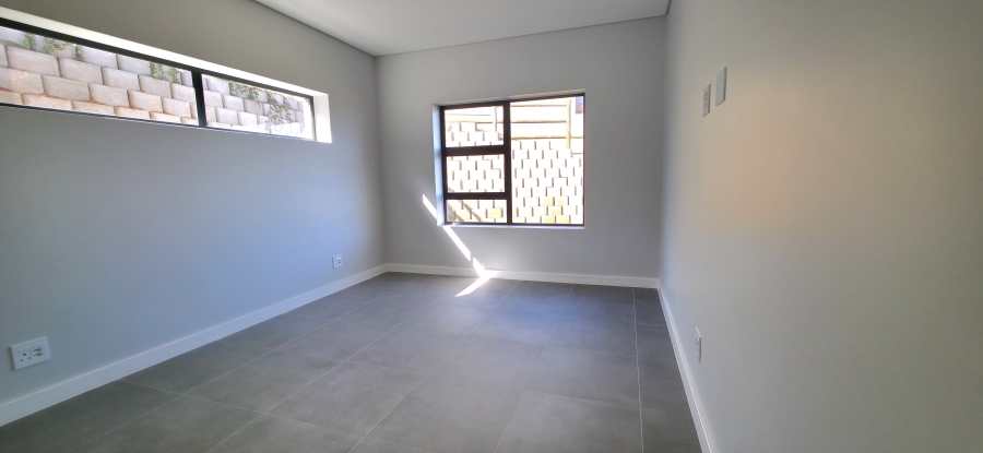 3 Bedroom Property for Sale in Hartland Lifestyle Estate Western Cape